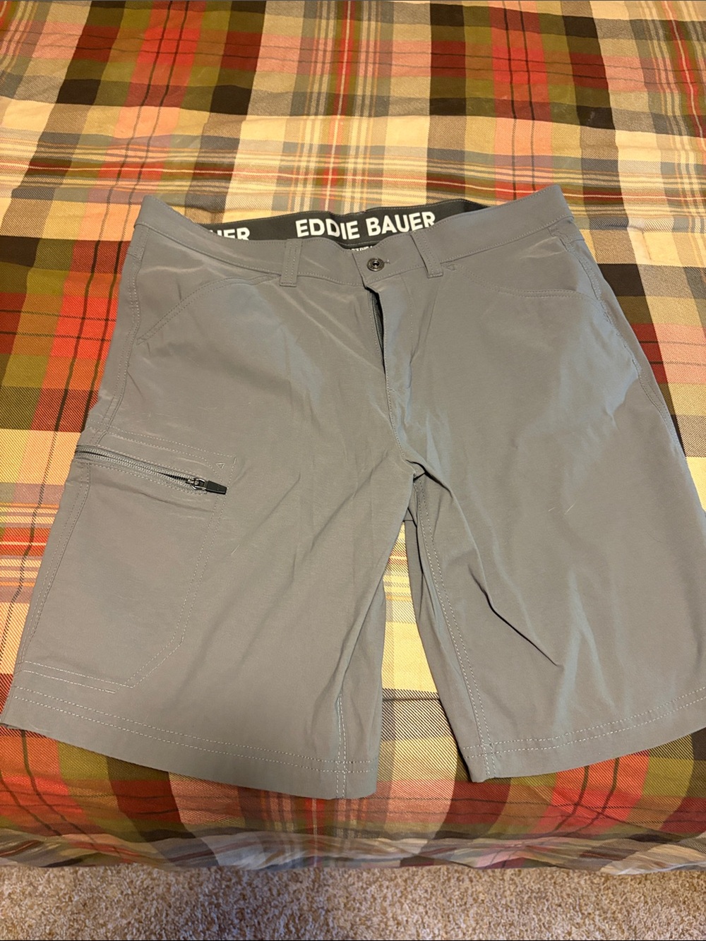 Eddie Bauer Men's Gray Outdoor Cargo Shorts